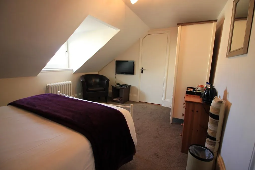 The Moreland Brighton 3*,